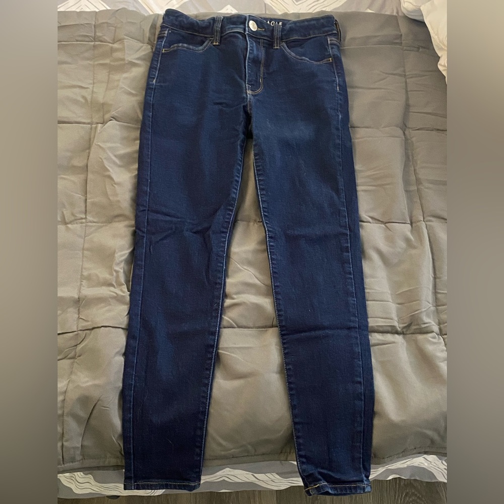 American eagle, high rise jegging, dark blue Jean, size 4 short.